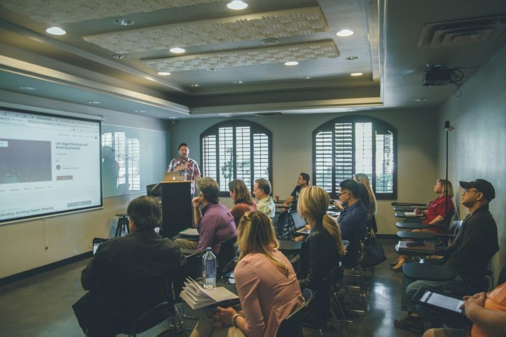 Structuration RH pour le recrutement Business Unit et mise en place d’outils RH efficaces